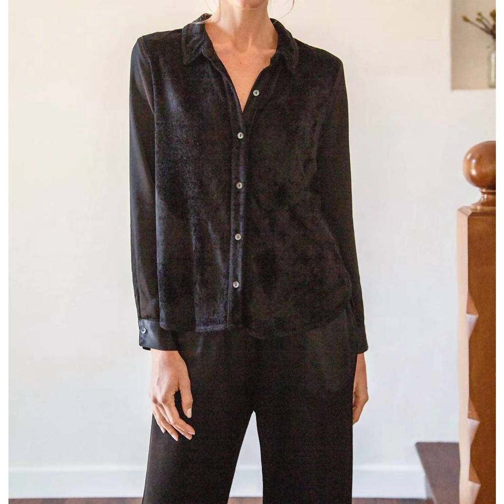 NEW RED HAUTE velvet boyfriend shirt in black